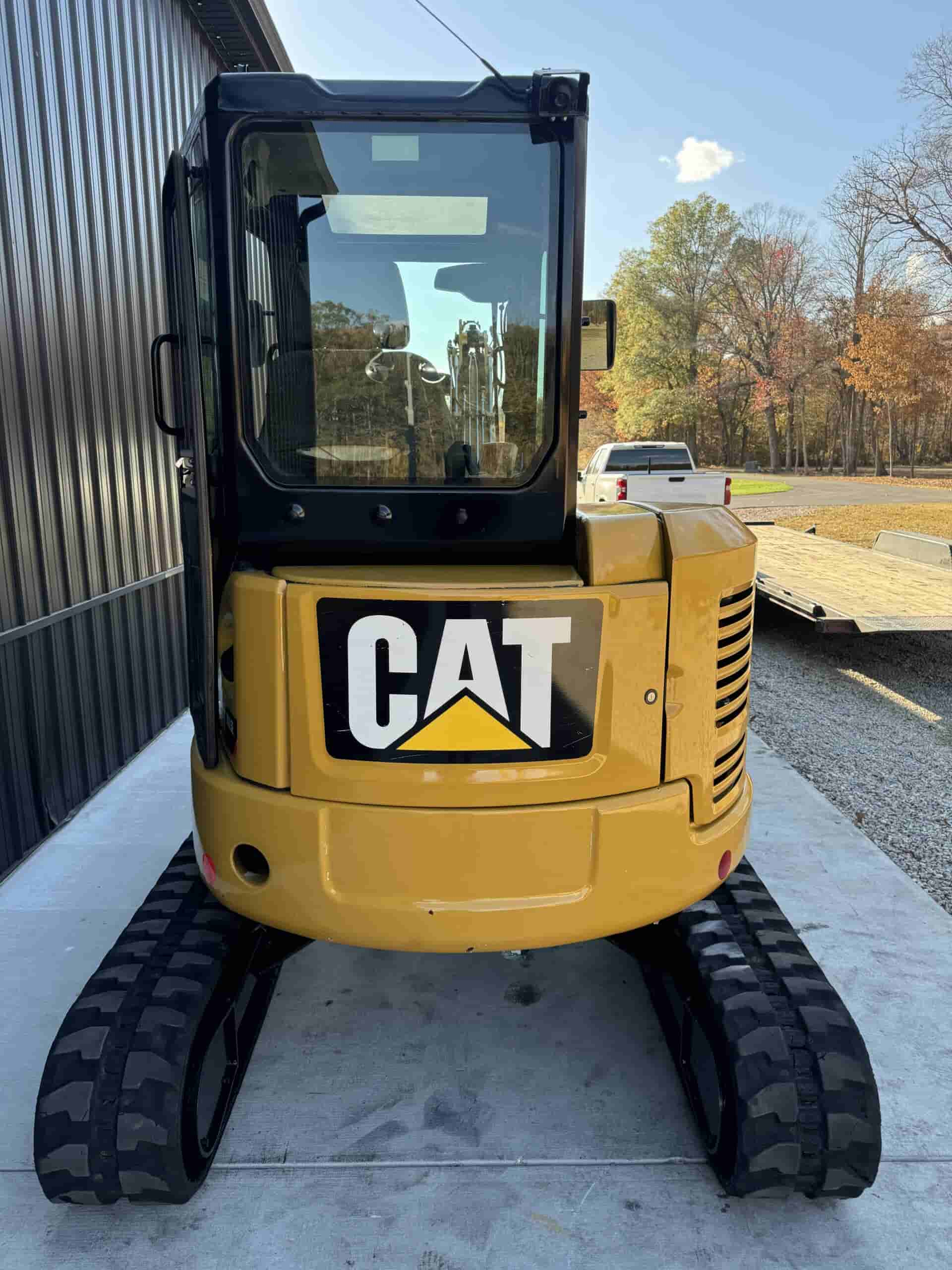 2019 CAT 303.5E2 CLEAN
